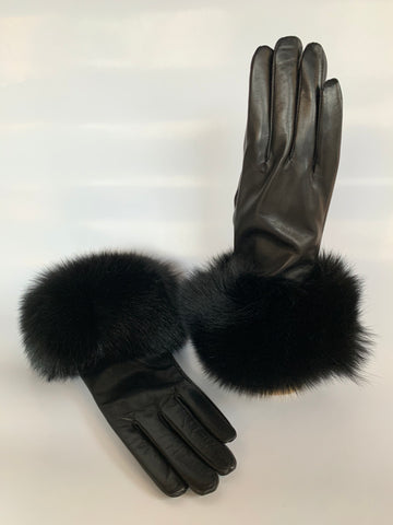 fox, trim, leather, gloves, lambskin, cold weather, winter, fall, evening, furrier, genuine, real fur, fur, soft, warm, cosy, classic, gorgeous, elegant, beautiful, luxurious, timeless, simple, wonderland, exclusive, chic, stylish, style, comfort, vintage, modern, new, custom, quality, made to measure, eco friendly, heritage gallery, galerie, www.heritagegallery.ca, black, navy, cream, heritage, montreal, local, high quality, international shipping, shipping, usa, europe, touch screen, iphone, size, black